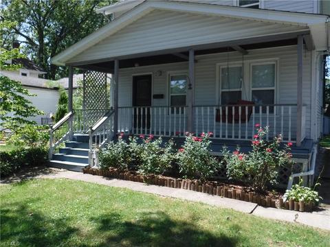316 Olive St, Elyria, OH 44035 photo 4