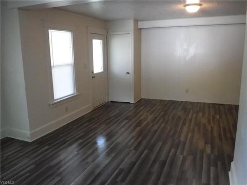 316 Olive St, Elyria, OH 44035 photo 17