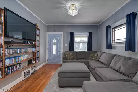 5802 Gerald Ave, Parma, OH 44129 photo 6