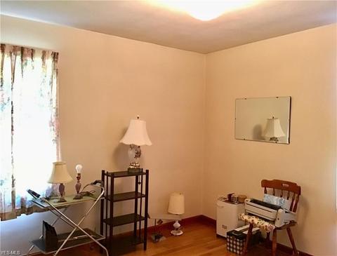 351 Penfield Ave, Elyria, OH 44035 photo 8