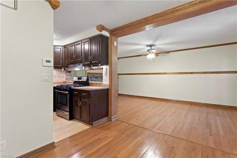 32 Valley Forge Ln, Elyria, OH 44035 photo 15