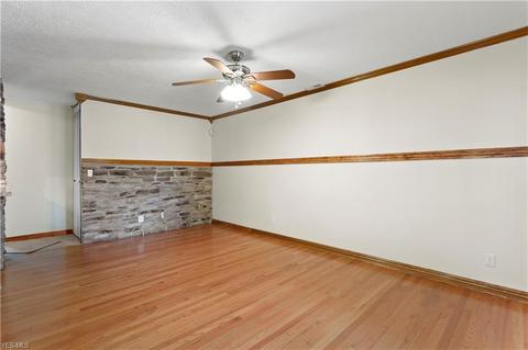 32 Valley Forge Ln, Elyria, OH 44035 photo 12