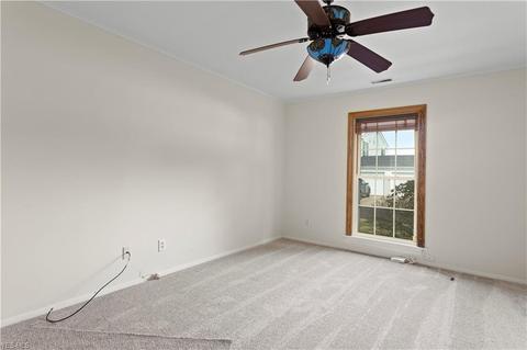 32 Valley Forge Ln, Elyria, OH 44035 photo 23