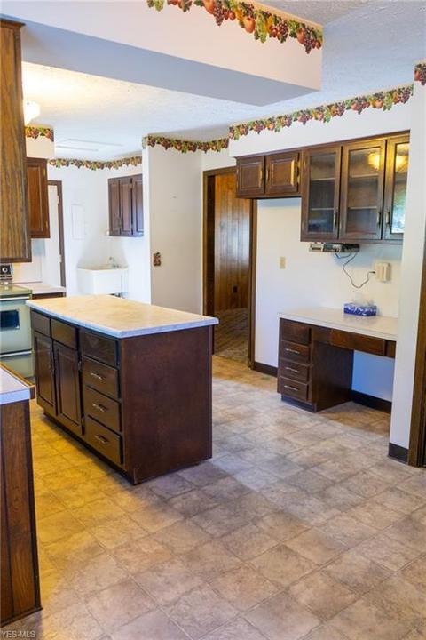 280 Windfall Ln, Wadsworth, OH 44281 photo 5
