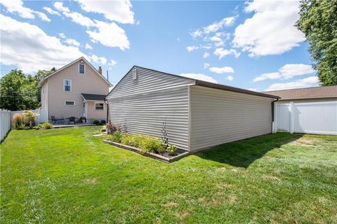 131 Creed St, Struthers, OH 44471 photo 7