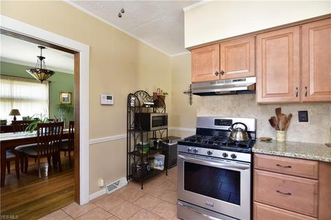 131 Creed St, Struthers, OH 44471 photo 11