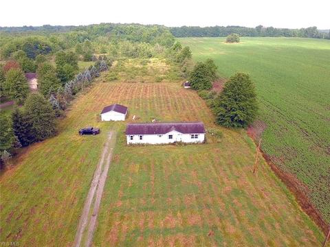 3107 Alliance Rd, Rootstown, OH 44272 photo 2