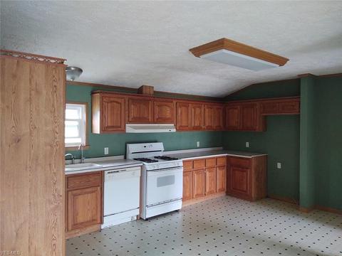 3107 Alliance Rd, Rootstown, OH 44272 photo 9