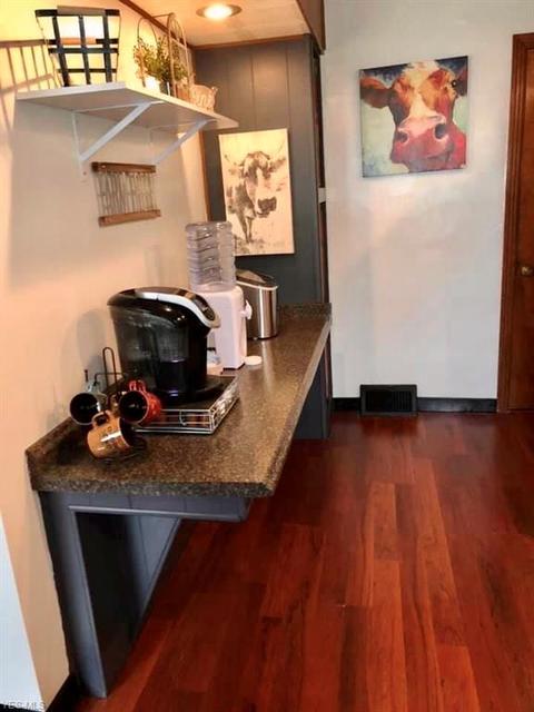 9 Second St, Beech Bottom, WV 26030 photo 5