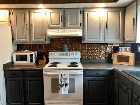 9 Second St, Beech Bottom, WV 26030 photo 6