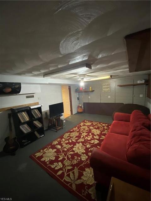 364 Sexton St, Struthers, OH 44471 photo 14