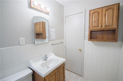23811 Devoe Ave, Euclid, OH 44123 photo 12
