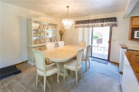 9710 Running Brook Dr, Parma, OH 44130 photo 10