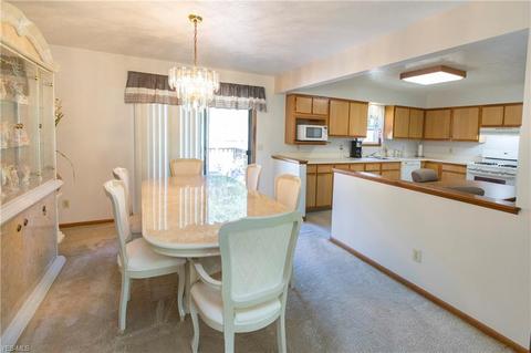 9710 Running Brook Dr, Parma, OH 44130 photo 8