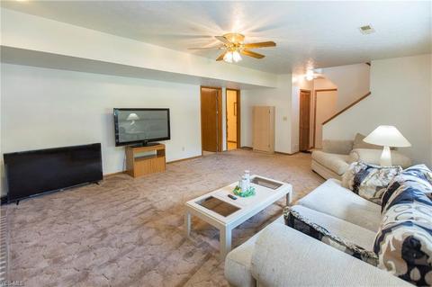 9710 Running Brook Dr, Parma, OH 44130 photo 22