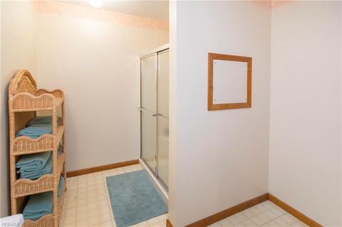 9710 Running Brook Dr, Parma, OH 44130 photo 25