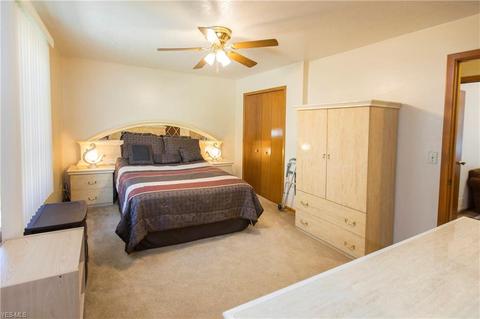 9710 Running Brook Dr, Parma, OH 44130 photo 17
