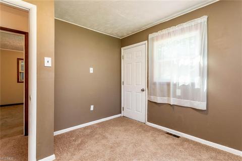 159 Parmely Ave, Elyria, OH 44035 photo 7