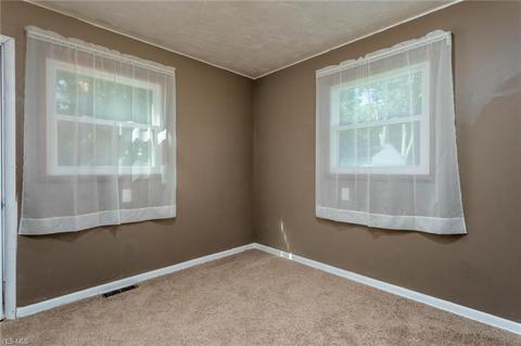 159 Parmely Ave, Elyria, OH 44035 photo 8