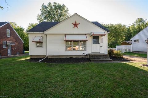 1325 Root Rd, Lorain, OH 44052 photo 2