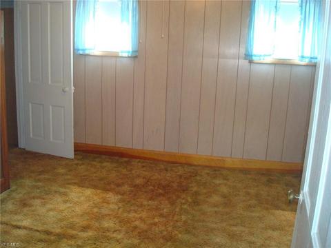 523 W 30th St, Ashtabula, OH 44004 photo 11