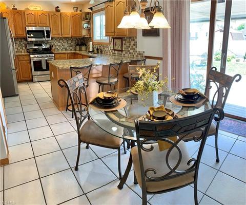 336 Pemberton Dr, Elyria, OH 44035 photo 9
