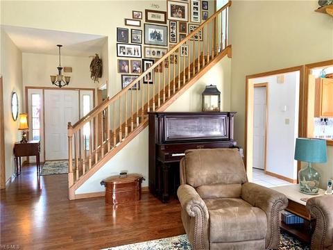 336 Pemberton Dr, Elyria, OH 44035 photo 7