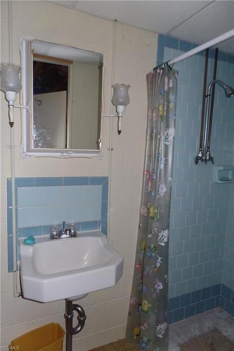 527 Ullman St, Beverly, OH 45715 photo 13
