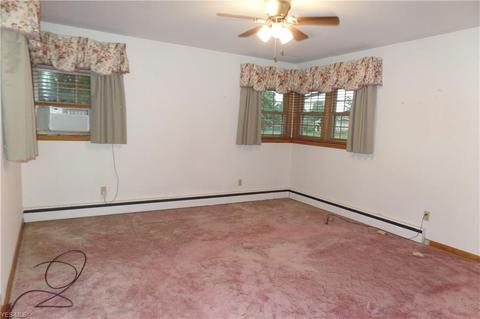 527 Ullman St, Beverly, OH 45715 photo 6