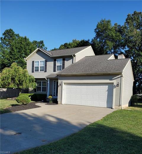 6317 Oak Tree Dr S, Lorain, OH 44053 photo 3