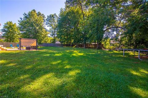 6317 Oak Tree Dr S, Lorain, OH 44053 photo 12