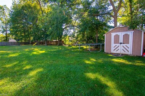 6317 Oak Tree Dr S, Lorain, OH 44053 photo 11