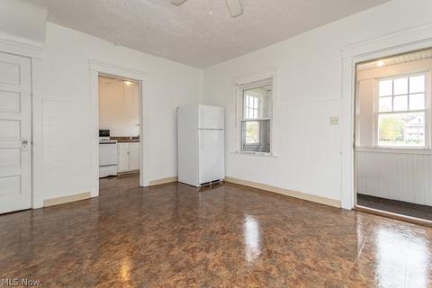 1455 E 294th St, Wickliffe, OH 44092 photo 10