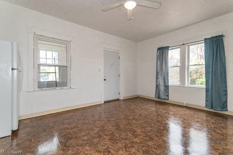 1455 E 294th St, Wickliffe, OH 44092 photo 8