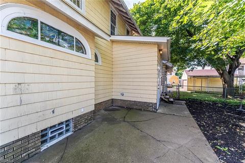 1115 Broad Ave NW, Canton, OH 44708 photo 10