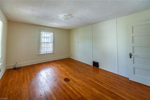 1115 Broad Ave NW, Canton, OH 44708 photo 6