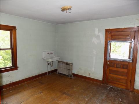 122 Bell Ave, Elyria, OH 44035 photo 11