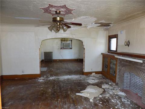 122 Bell Ave, Elyria, OH 44035 photo 5