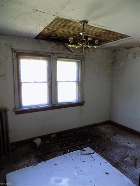 122 Bell Ave, Elyria, OH 44035 photo 8