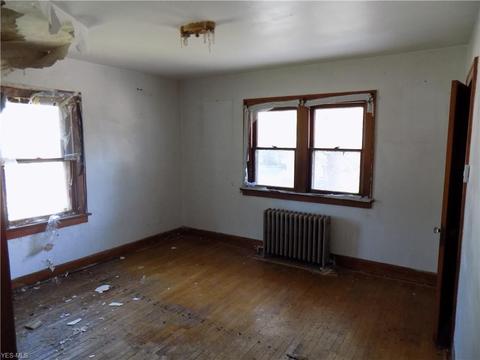 122 Bell Ave, Elyria, OH 44035 photo 14