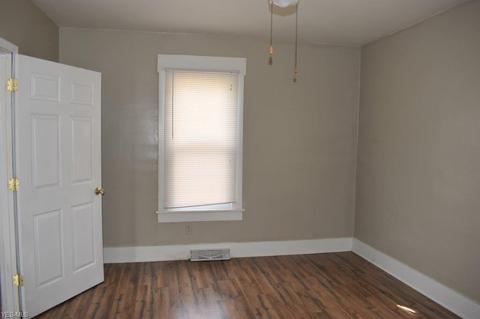 2000 Spring Ave NE, Canton, OH 44714 photo 10