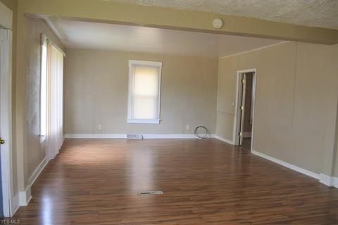 2000 Spring Ave NE, Canton, OH 44714 photo 4