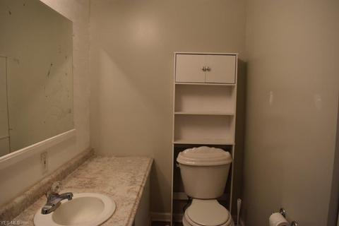 2000 Spring Ave NE, Canton, OH 44714 photo 14