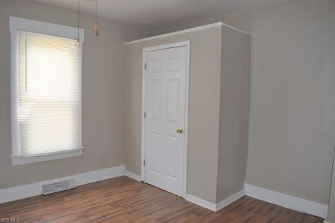 2000 Spring Ave NE, Canton, OH 44714 photo 11