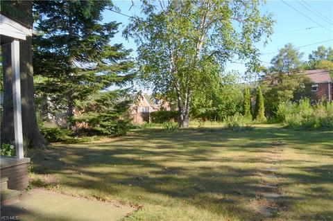 23101 Ivan Ave, Euclid, OH 44123 photo 12