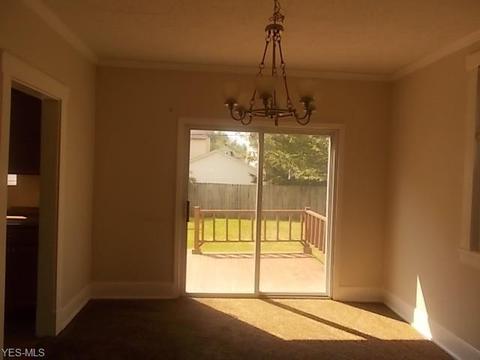 116 Longfellow St, Elyria, OH 44035 photo 8