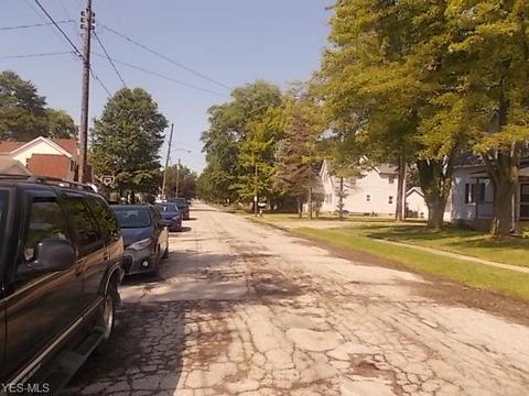 116 Longfellow St, Elyria, OH 44035 photo 19