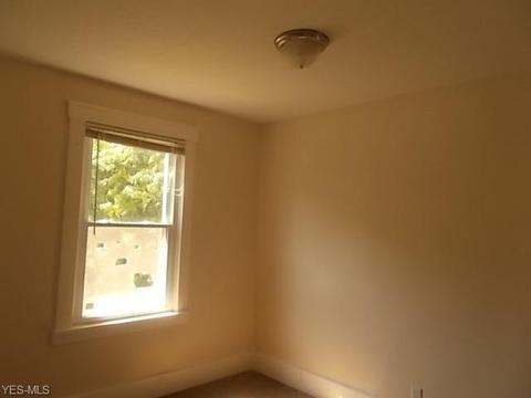 116 Longfellow St, Elyria, OH 44035 photo 14