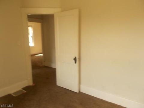 116 Longfellow St, Elyria, OH 44035 photo 13