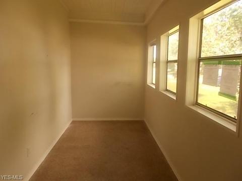 116 Longfellow St, Elyria, OH 44035 photo 5